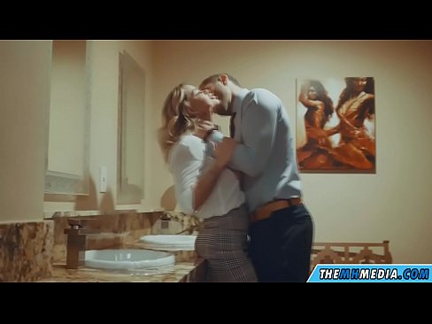 ❤️ When a busty blonde seduces you in a public toilet ❌ Just porn at en-gb.hentaibar.ru ❌❤